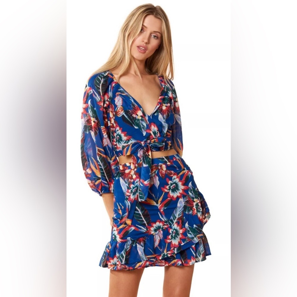 RED CARTER - WOMEN’S FLORAL PARADISE PRINT CROP TOP & SKIRT - SIZE S